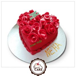 Red fondant flower cake