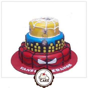 Spiderman Premium Cake